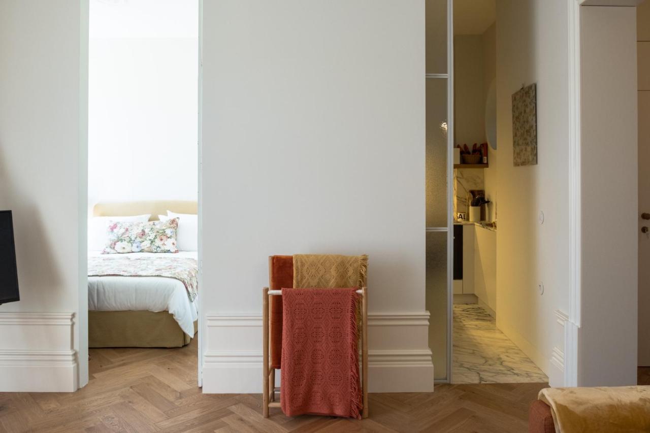 Boutique Rentals-Flores Chic In Historical Center Porto Zewnętrze zdjęcie